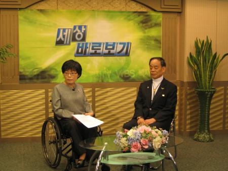 복지TV '방귀희의 세상바로보기'에 출연해 그의 인생철학을 나누었다. ⓒ2007 welfarenews
