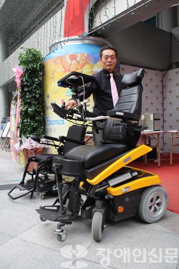 2009장애인가족한마음축제에 한국장애인고용촉진공단의 보조공학 전시회 및 ‘제18회 장애 인식개선 콘테스트-희망의 증거를 보여줘’의 수상작 전시도 마련됐다. ⓒ2009 welfarenews