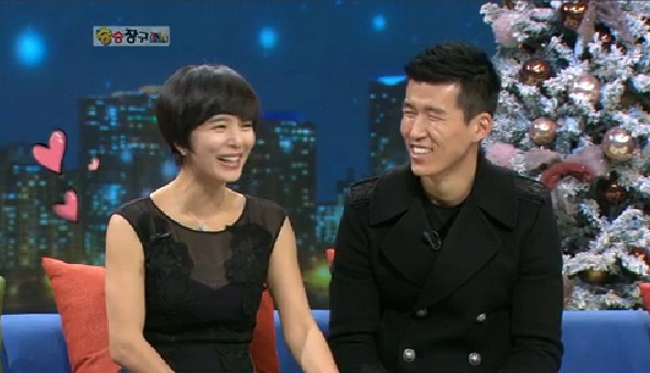 ▲ 션과 정혜영이 가족 이야기를 밝혀 화제다. ⓒ지난 25일 방송된 KBS 2TV ‘승승장구’ 방송 화면 캡처
