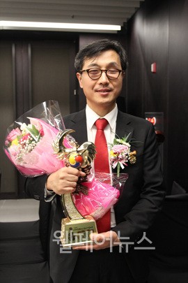 ▲ 바이올리니스트 김종훈 씨가 대한민국장애인문화예술상의 대상을 수상했다.