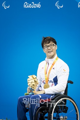 ▲ 조기성 2016 리우패럴림픽대회 수영 3관왕 달성 ⓒ대한장애인체육회
