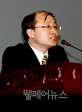 ▲ 신용호 신임 보건복지부 장애인권익지원과장