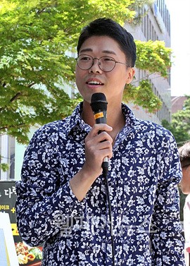 ▲ 공익인권법재단 공감 김수영 변호사가 진정 취지를 언급하고 있다.
