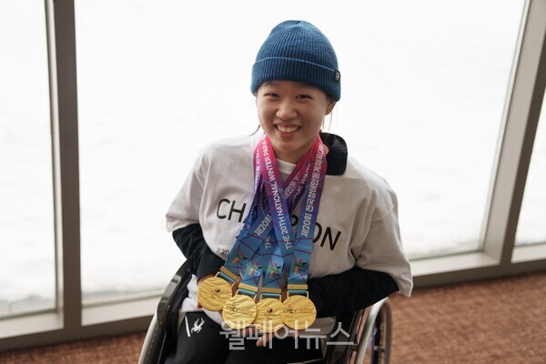 제20회 전국장애인동계체육대회에서 최우수선수상(MVP)에 오른 노르딕스키 김윤지 선수. ⓒ서울시장애인체육회